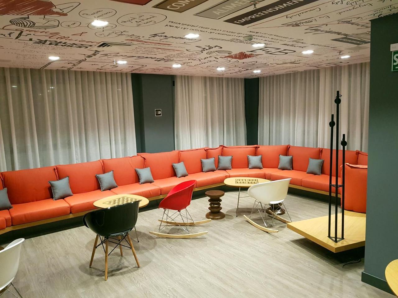 Ibis Карлос Барбоса Екстериор снимка