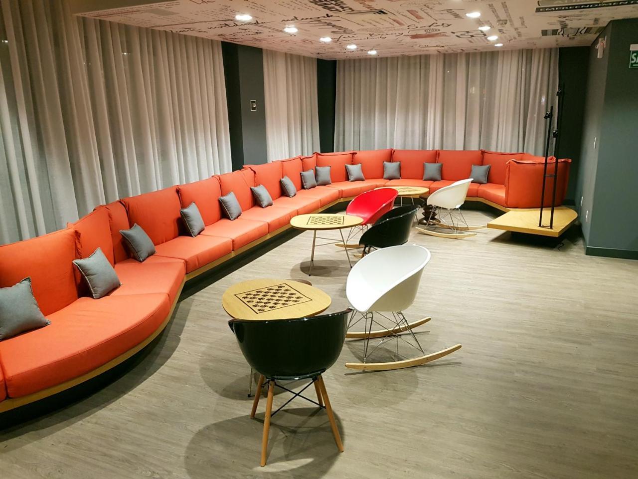 Ibis Карлос Барбоса Екстериор снимка