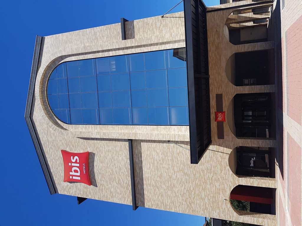 Ibis Карлос Барбоса Екстериор снимка